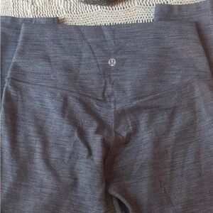 lululemon athletica Gray Leggings excellent condition soft sz small